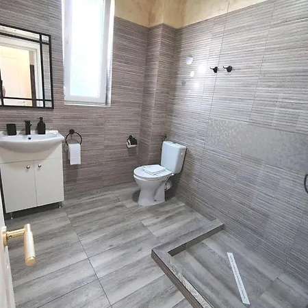 Artal Apartment